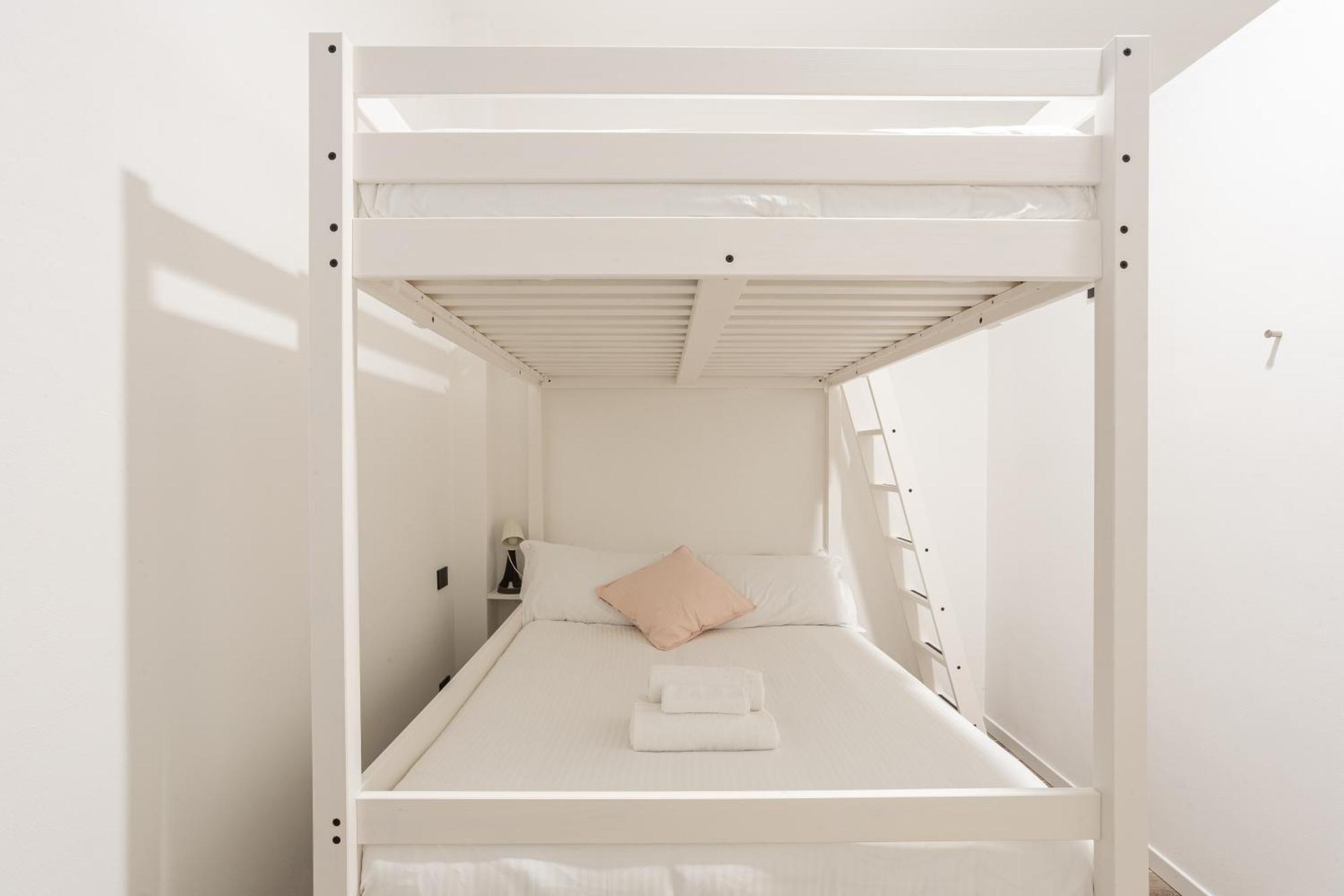 Sant Ambroeus Garden Apartment ميلان المظهر الخارجي الصورة